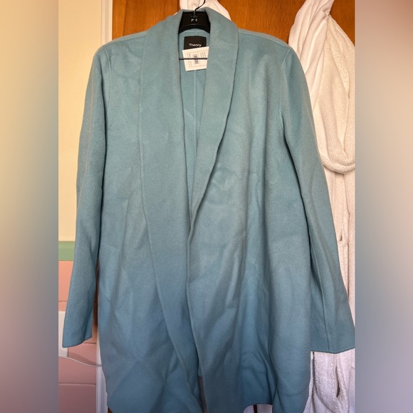 Theory SHAWL SILEENA coat in Paradise Blue NWT size large - Picture 3 of 9